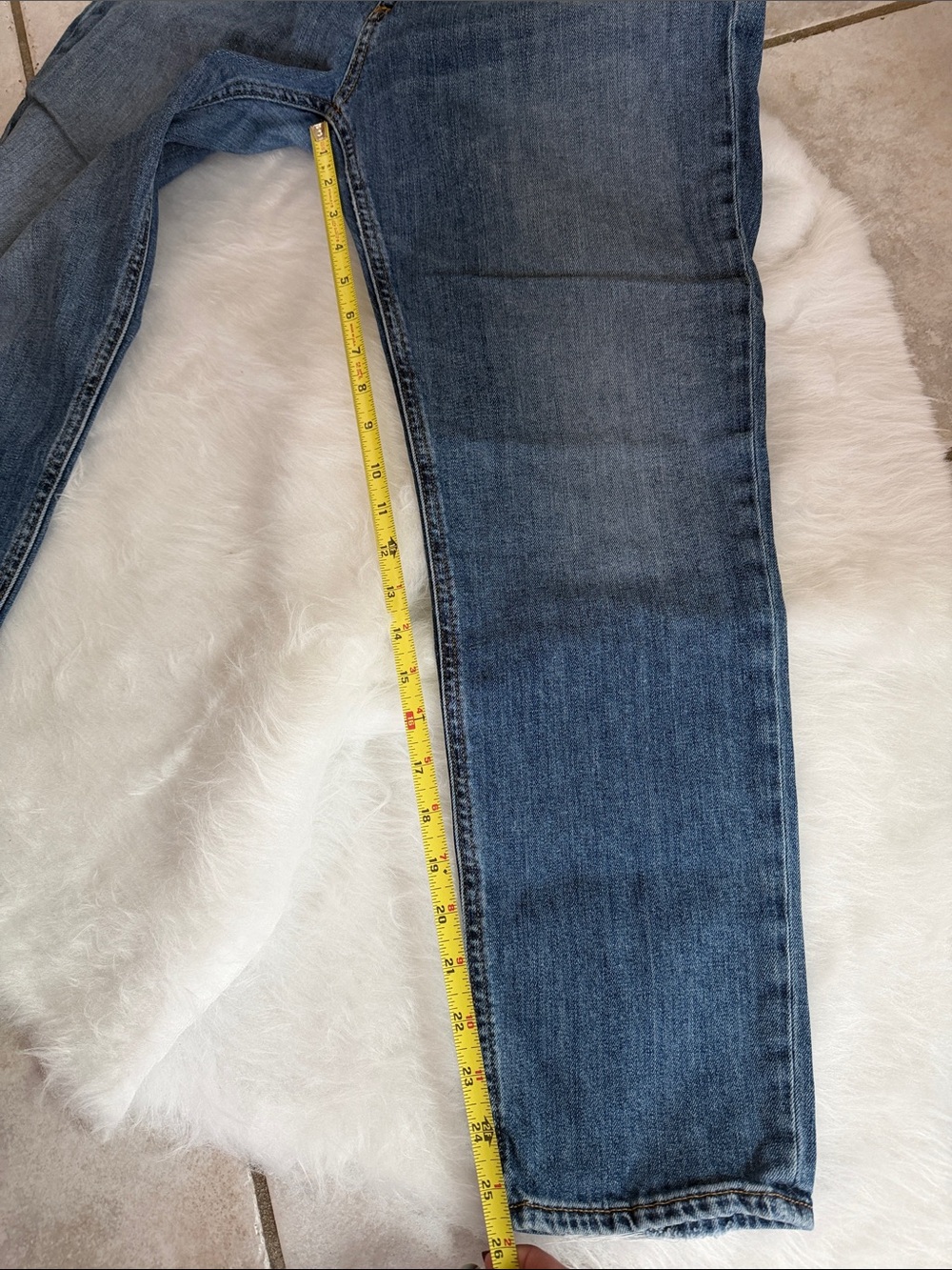 rag & bone Women's Boyfriend Jeans in Medium Blue - Picture 6 of 6